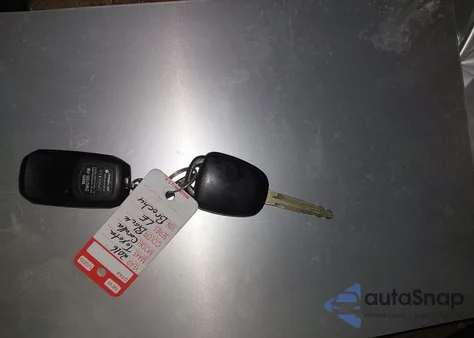 2016 Toyota Corolla Le z USA, uszkodzony, nr VIN 2T1BURHEXGC492814